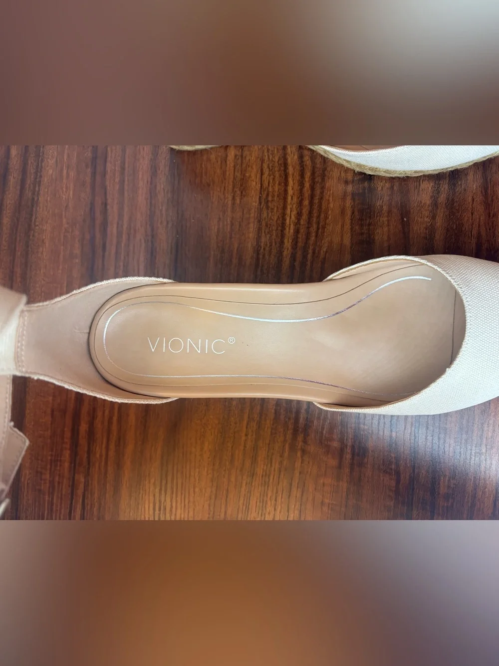 VIONIC Espadrilles Wedges Women 10 Cream Canvas Ankle Strap Closed Toe Amy